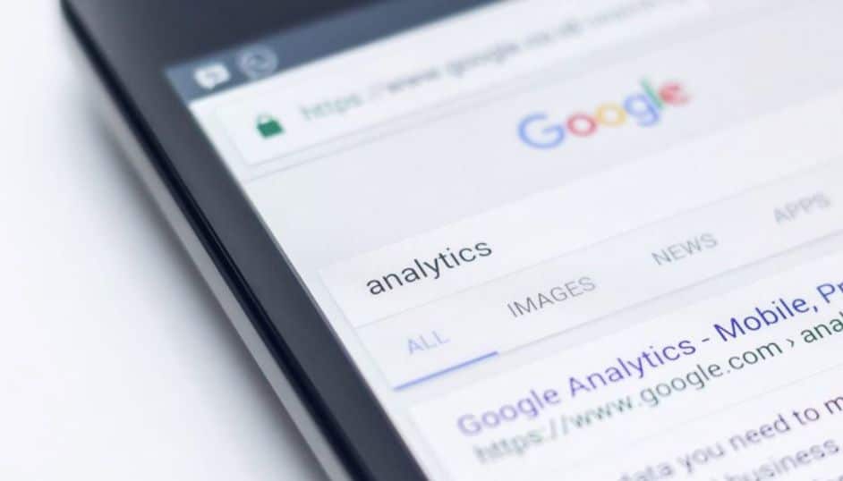 Analytics search on Google