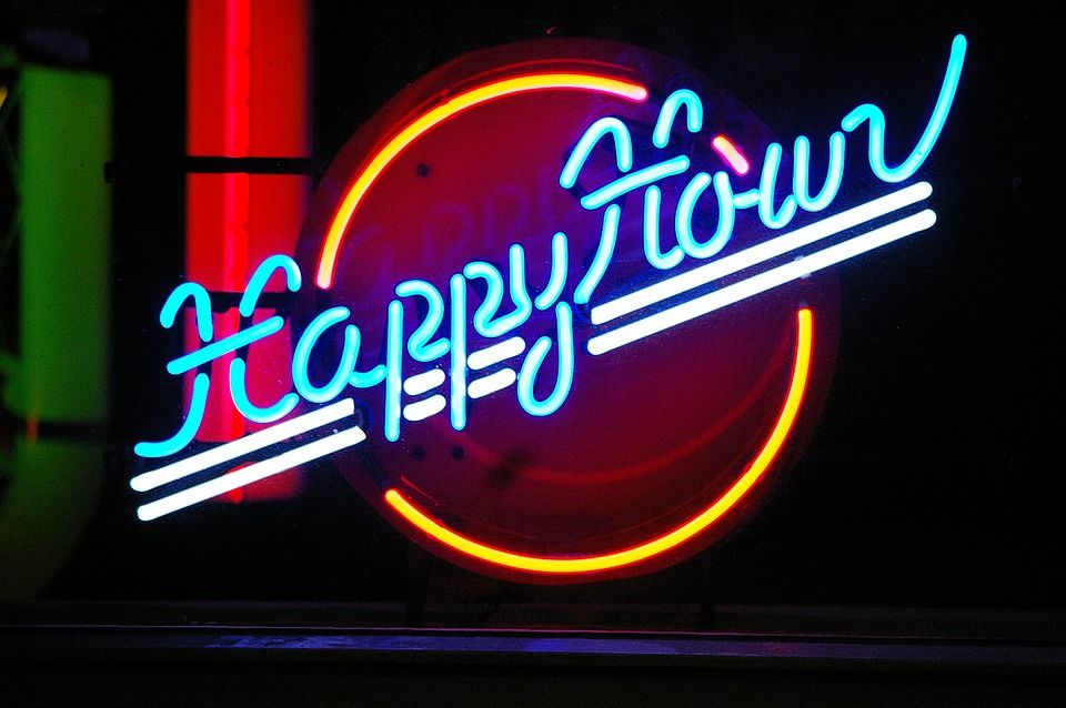 HappyHour Quirky font